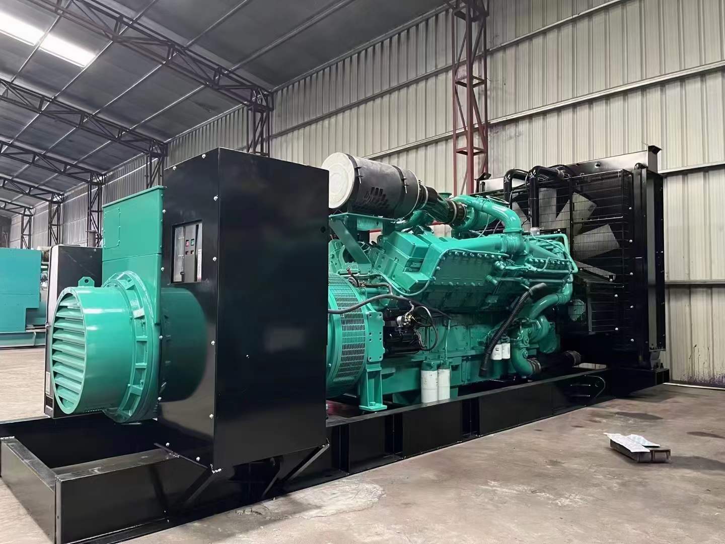 营山如何降低 800kW 柴油发电机输出电流的波动？