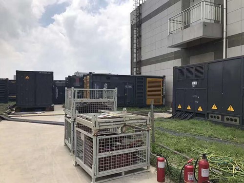 营山除了定期检查，还有哪些方法可以及时发现接触式转速表探头的磨损？