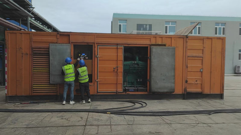 营山如何检查柴油发电机组的机油油位？